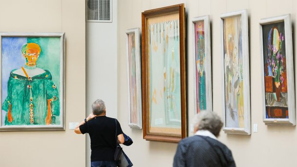 Картины, возвращенные в Эрмитаж после выставки во Франции (Фото Петра Ковалева / ТАСС)