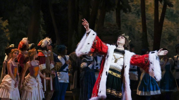 «Спящая красавица» в постановке Сергея Вихарева на музыку Петра Чайковского на сцене Мариинского театра (Фото Александра Демьянчука / ТАСС)