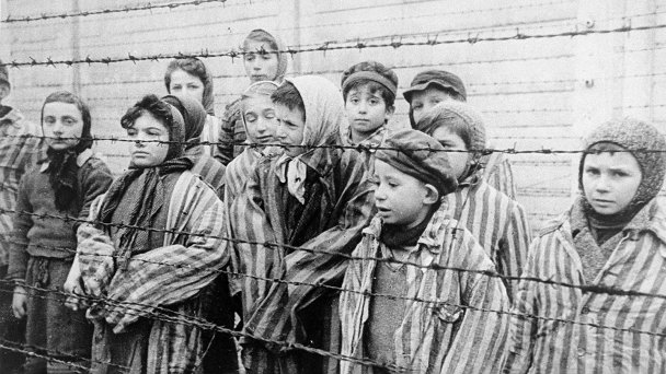 Дети, пережившие Освенцим (Фото Universal Images Group via Getty Images)