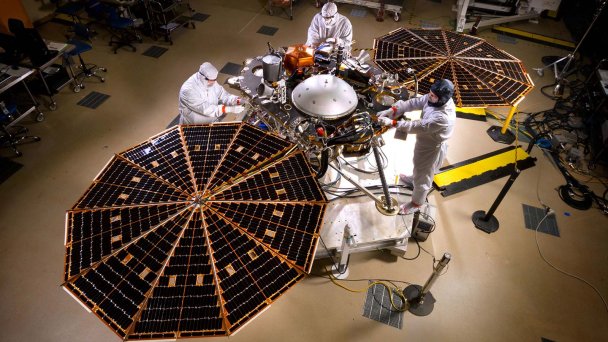 Аппарат для изучения Марса InSight (Фото NASA)