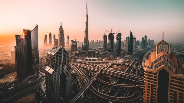 Дубай (Фото David Rodrigo / Unsplash)