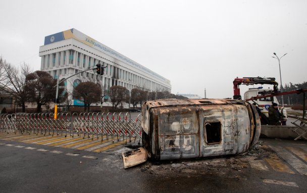 Последствия беспорядков в Алма-Ате. Фото Vasily Krestyaninov / AP/TASS