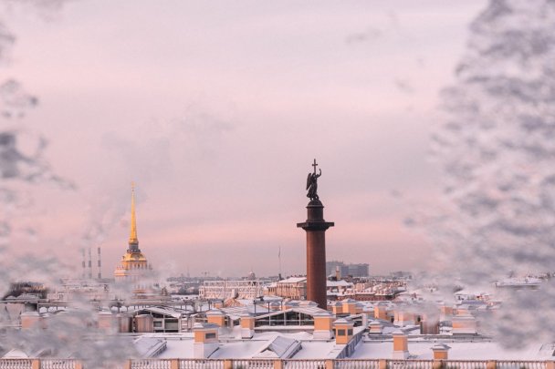 Северный ветер: как провести новогодние праздники в Санкт-Петербурге 
