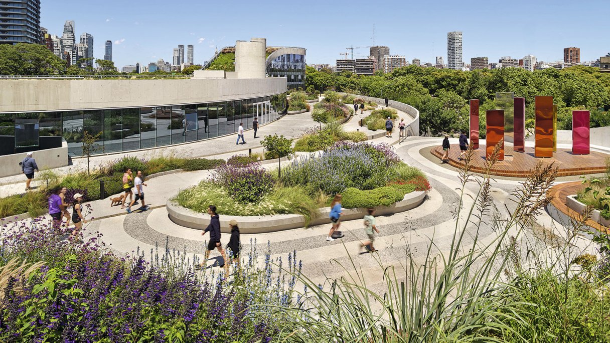 Дедушкин гараж: во что можно превратить старые паркинги | Forbes.ru