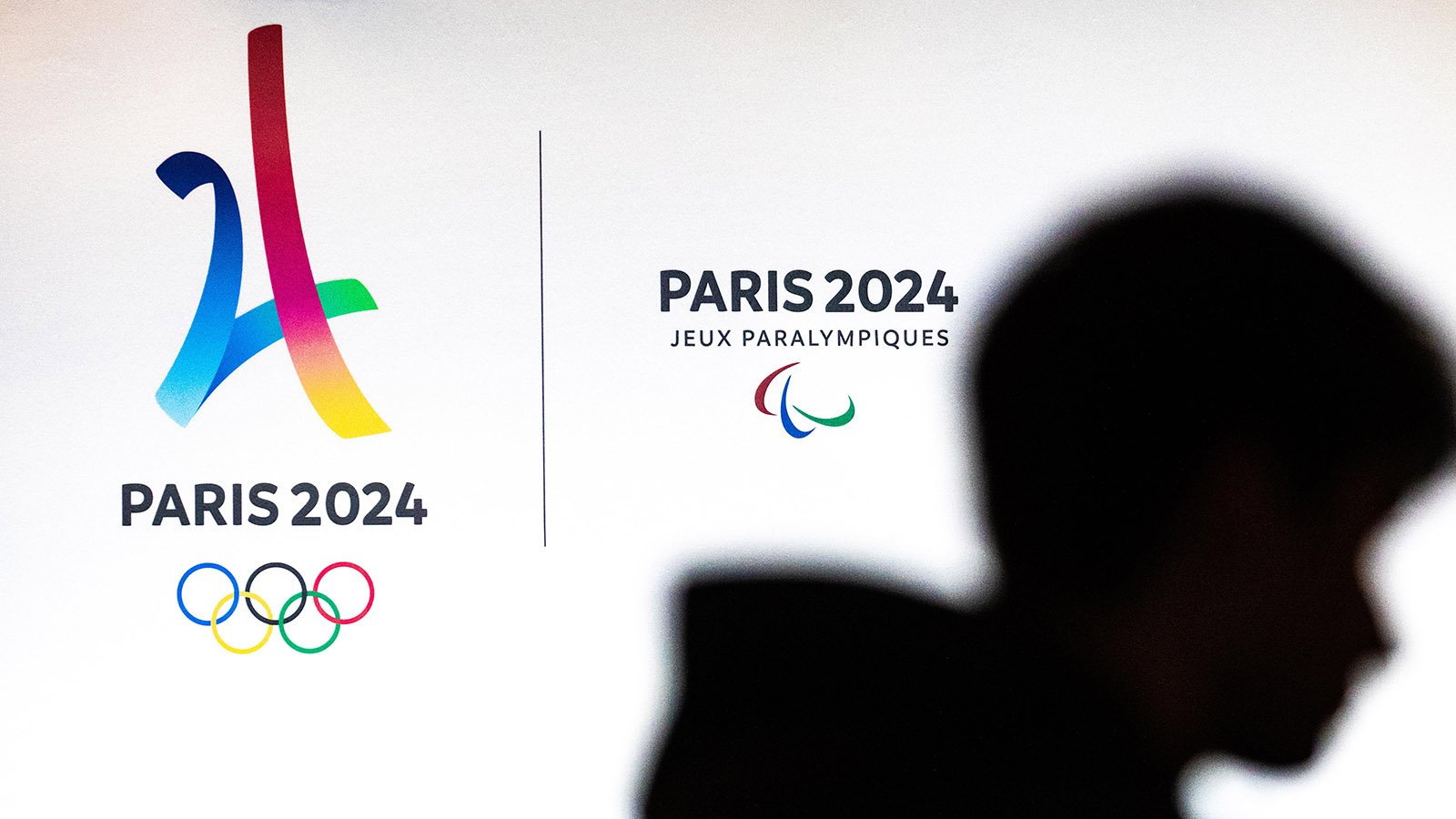 Мок окр. Paris 2024. МОК или мокнул.