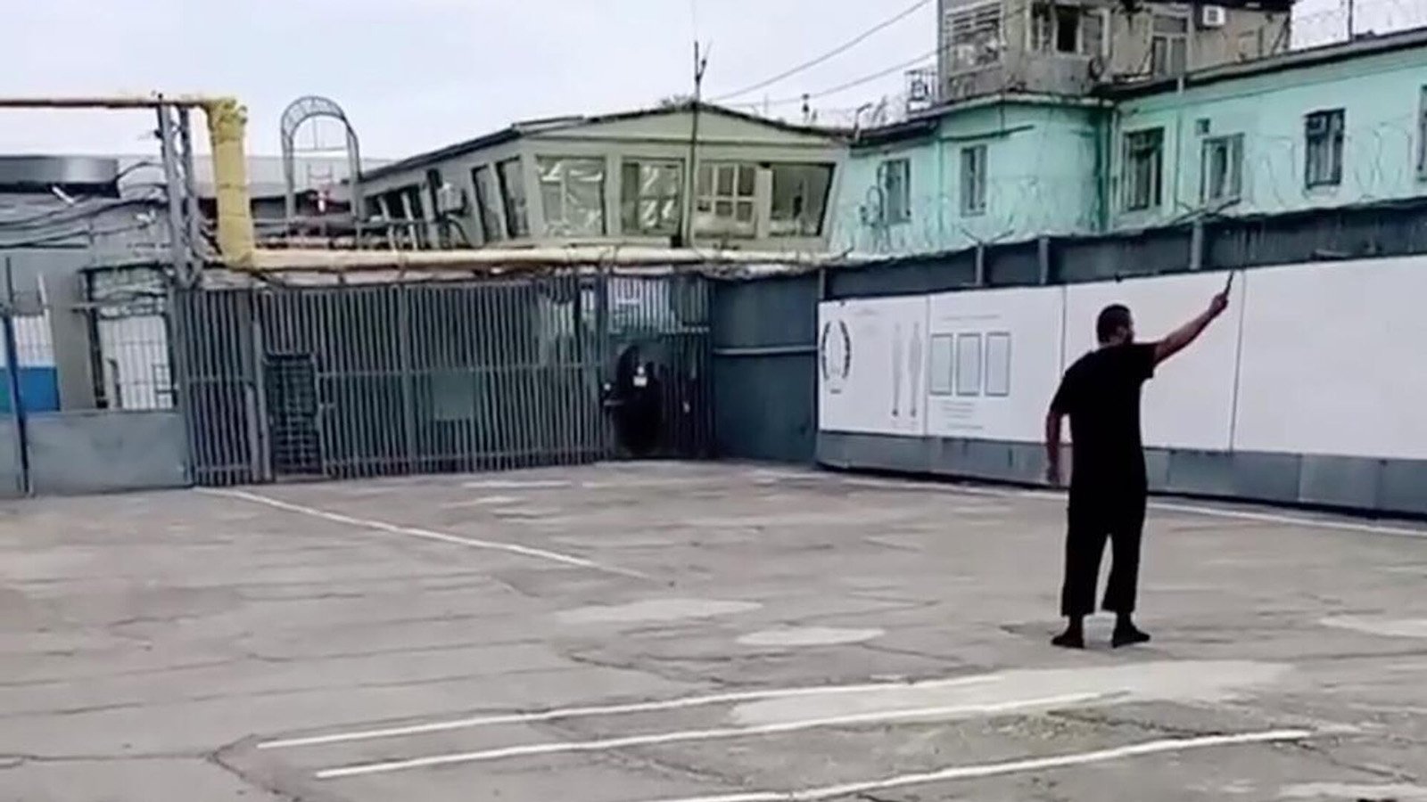 Захват заложников в исправительной колонии 19