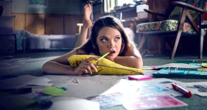 Дотянуть до каникул: лучшие комедии Netflix