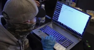 Остатки дипломатии: как Москва и Вашингтон борются с «русскими хакерами»