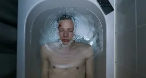 «Цикады»: как сериал про трагедию на выпускном осмысляет конфликт отцов и детей