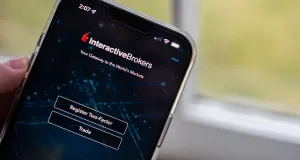 Закрывающиеся двери: как россиянам продолжать инвестировать в зарубежные компании 