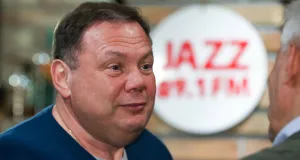 Защита Фридмана: почему миллиардер решил оспорить европейские санкции в Гонконге