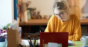 В чат за словом: как искусственный интеллект помогает учить языки и где он бессилен