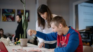 голые мамки c детьми Набор фигурок «Животные: мама и малыш» — Рассказы о животных — Играем вместе