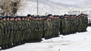 Голые девушки военные