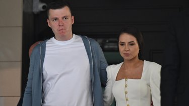 секс с сыном при муже Против блогера Лерчек и ее бывшего мужа возбудили новое уголовное дело |  Forbes Life