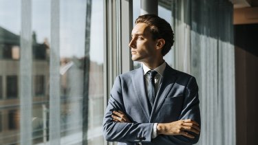 Как отличить влюбленность мужчины от желания просто секса или какой-то корысти? | Пикабу