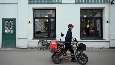 Russian Companies Increasingly Hiring Teenagers