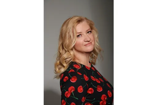 Ирина Лейк, писательница