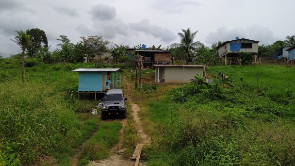 В деревнях Дарьенского заповедника на границе Панамы и Колумбии