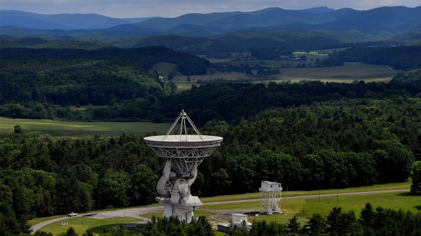 Телескоп Грин-Бэнк (Фото: Michael S. Williamson / The Washington Post via Getty Images)