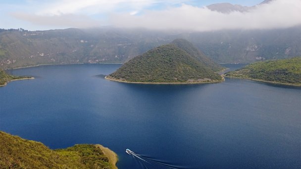 Одно из самых красивых озер в провинции Имбабура — Куикоча (Фото Ирины Сидоренко)
