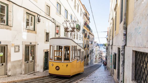 Лиссабон, Португалия (Фото André Lergier / Unsplash)