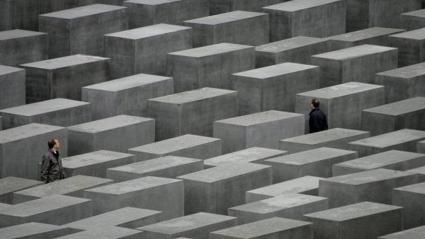 Мемориал жертвам Холокоста в Берлине. (Фото  John MacDougall / AP / TASS)