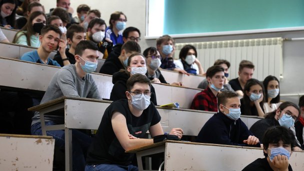 Студенты на лекции в здании Уральского федерального университета (Фото Доната Сорокина / ТАСС)