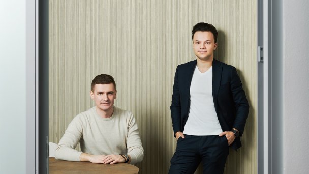 Михаил Беляндинов и Марк Саневич (Фото Александра Карнюхина для Forbes)