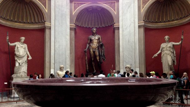 «Геракл» (Бронзовый Геракл). Вторая половина II века. Рим, Музеи Ватикана (Фото Shay Tressa DeSimone)