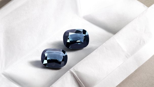 Синие шинели из коллекции российского бренда Parure Atelier (Фото DR)