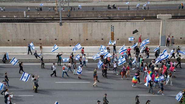 Протесты против реформы системы правосудия в Израиле. (Фото Matan Golan / LightRocket via Getty Images)