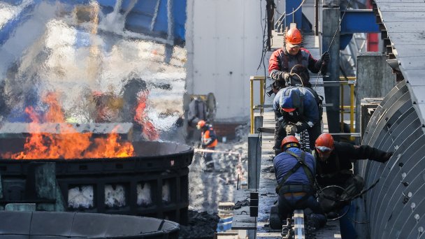 Череповецкий металлургический комбинат, входящего в состав ПАО «Северсталь».  (Фото Сергея Карпухина / ТАСС)