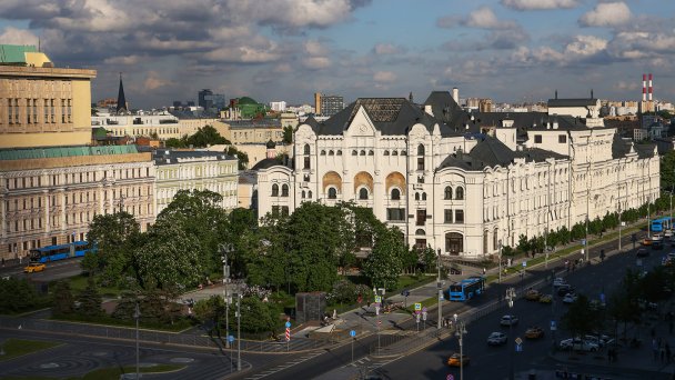 Вид на Политехнический музей (Фото Александра Щербака / ТАСС)
