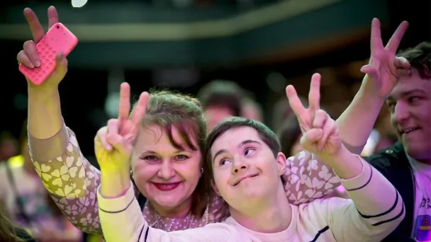 Благотворительный танцевальный марафон (Фото Александра Фитисова / «Лучшие друзья»)