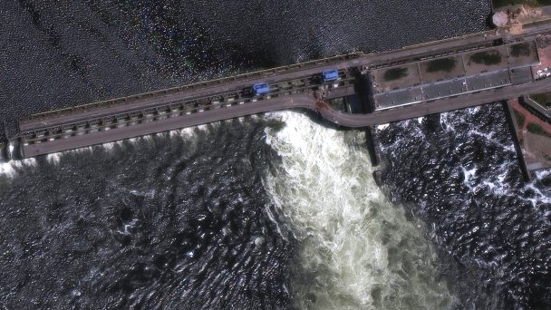 Спутниковый снимок Каховской ГЭС 28 мая (Фото Maxar Technologies / Handout via REUTERS)