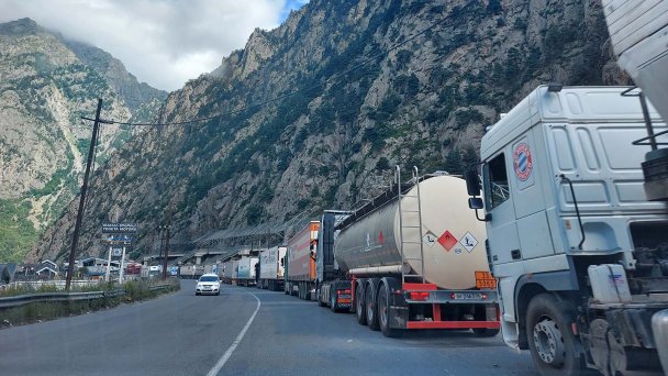 Северная Осетия стала воротами для грузов, приходящих с Запада. (Фото Алексея Боярского)