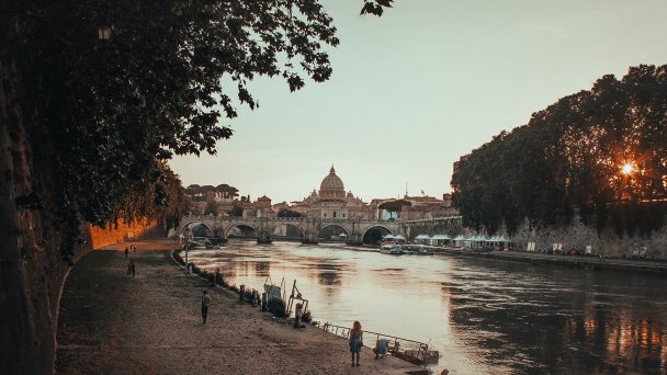 Рим, Италия (Фото Josh Hild / Unsplash)