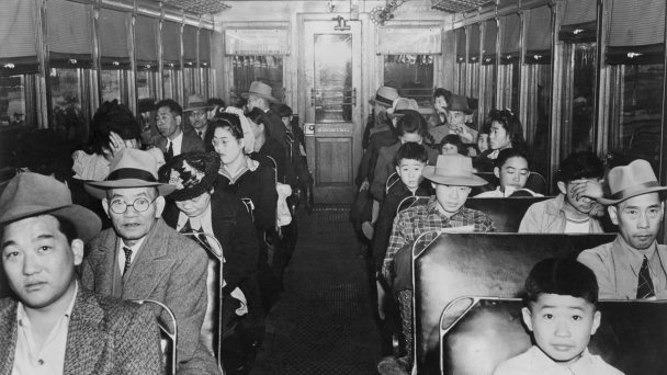 Интернирование японцев в США 1942 год (Фото Getty Images)