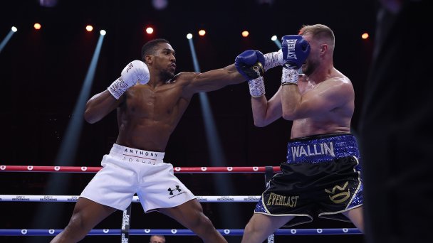 Энтони Джошуа против Отто Валлина (Фото Mark Robinson / Matchroom Boxing via Getty Images).