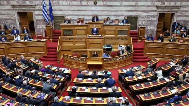 Парламент Греции (Фото Yorgos Karahalis / Bloomberg via Getty Images)