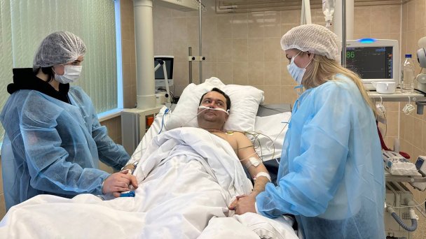 Андрей Чибис в больнице после нападения (Фото DR)