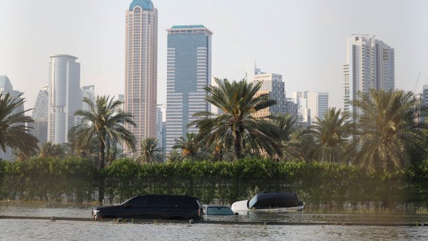 Наводнение в Дубае (Фото Christopher Pike / Bloomberg via Getty Images)