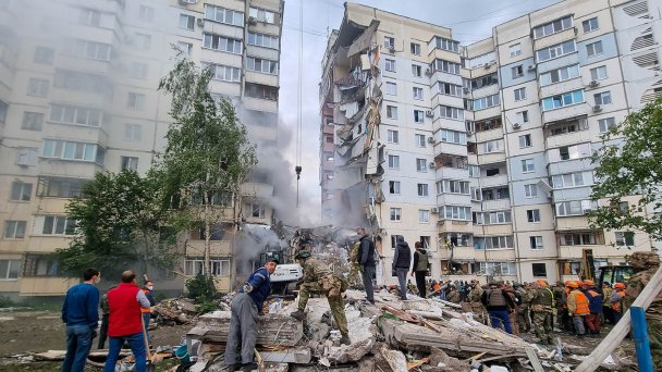 Обрушение подъезда жилого дома в Белгороде (Фото Елизаветы Демидовой / ТАСС)