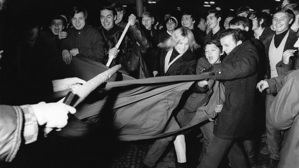 Париж 1968 год (Фото REPORTERS ASSOCIES / Gamma-Rapho via Getty Images)