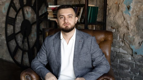 На фото: Тогрул Алиев, основатель Paris Management Group