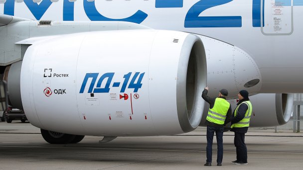 На MC-21 возлагают большие надежды: он должен стать конкурентом в своем классе европейскому Airbus a320 NEO и американскому Boeing 737 MAX 8. (Фото РИА Новости)