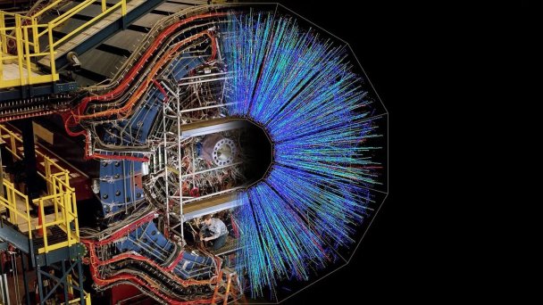 Релятивистский коллайдер тяжелых ионов (RHIC) в Брукхейвенской национальной лаборатории. (Фото Joe Rubino, Jen Abramowitz / Brookhaven) National Laboratory