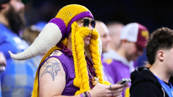 Болельщик на игре между Detroit Lions и Minnesota Vikings (Фото Amy Lemus / NurPhoto via Getty Images)