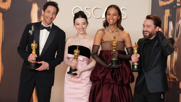 Эдриен Броуди, Майки Мэдисон, Зои Салдана, Киран Калкин на 97-й ежегодной церемонии вручения премии «Оскар» (Фото Jeff Kravitz / FilmMagic)